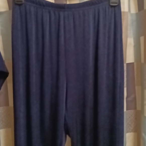 CoConut BAY navy 2-pc pantsuit w metallic floral embroidered designs Size Small - Picture 6 of 14